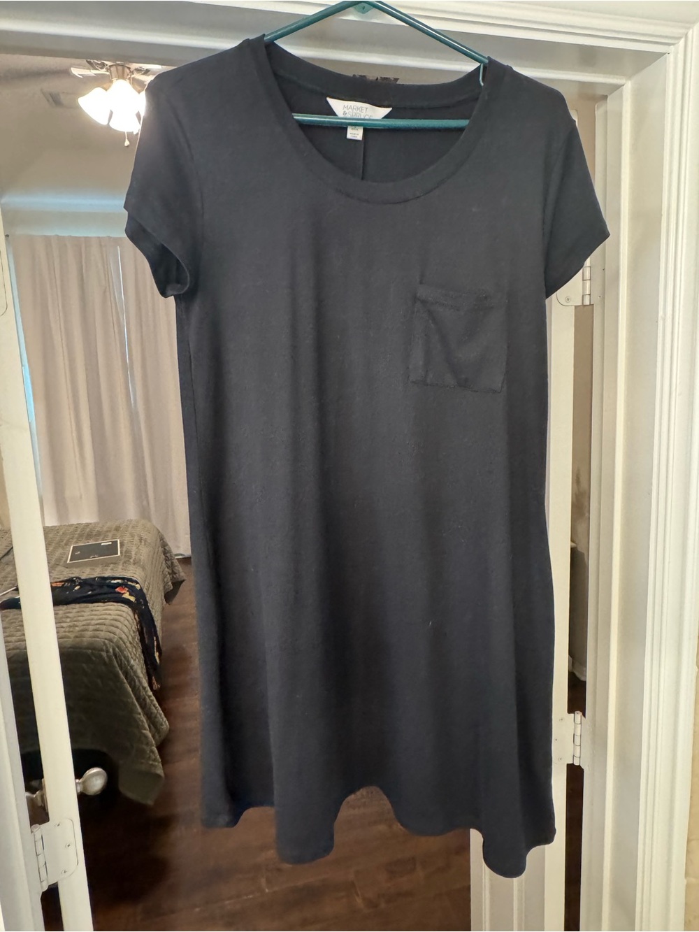 Market & Spruce Black Short-Sleeve Midi Pocket Dress